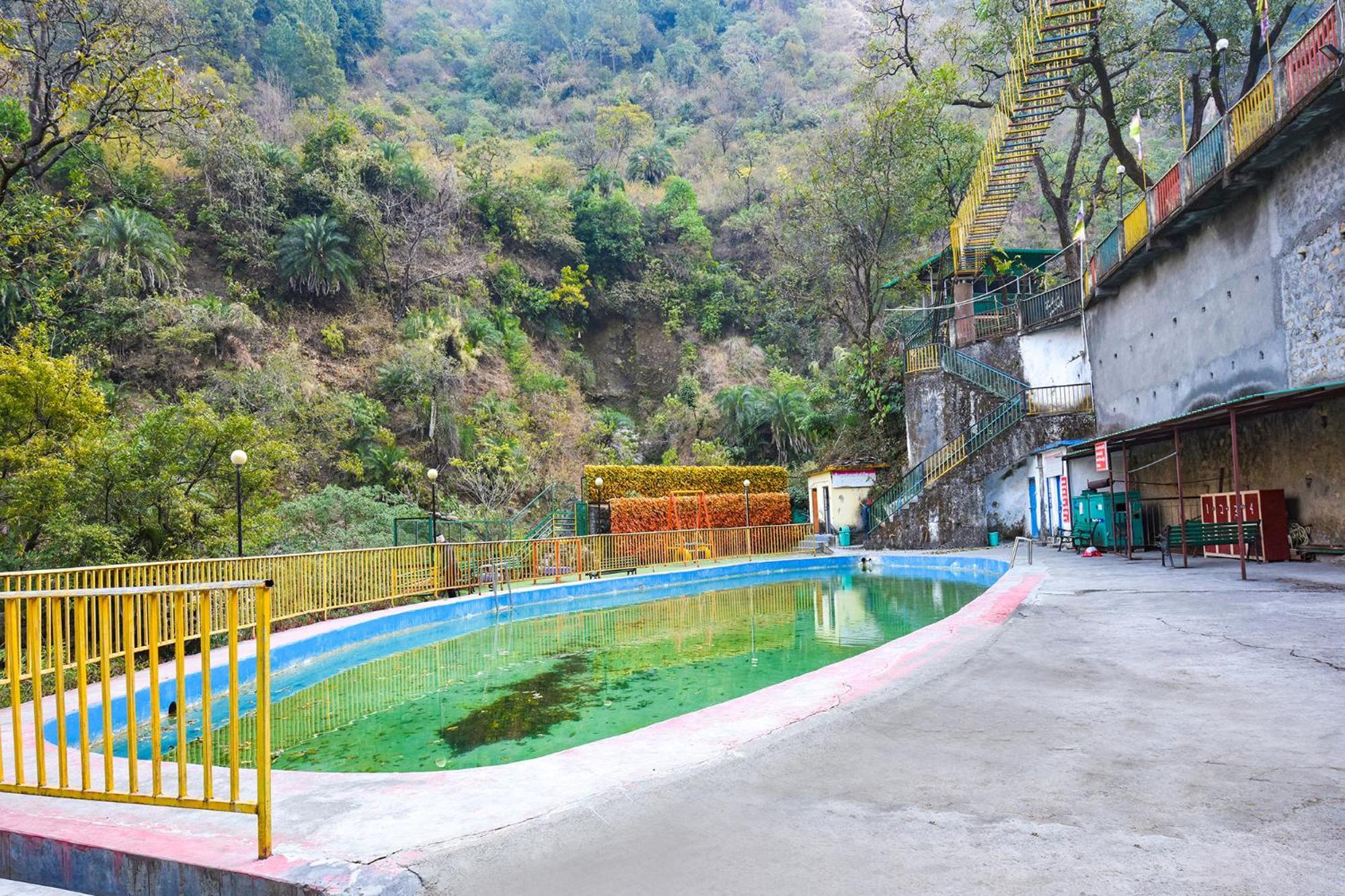 Fabhotel Kempty Lake Resort Mussoorie Extérieur photo